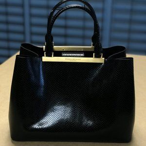 Perfect Donna Karan !